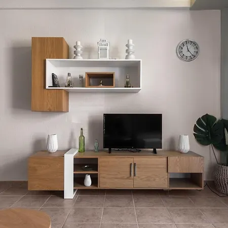 Apartment Melba's By Luxlikehome Polychrono